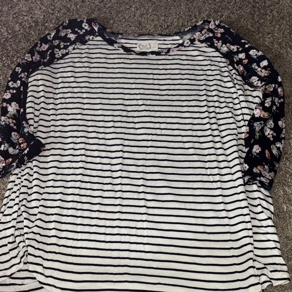 Floral Sleeve Striped Women's Long Sleeve Top